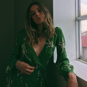 Realisationpar ‘The Violette’ in Summer Loving Green (S)